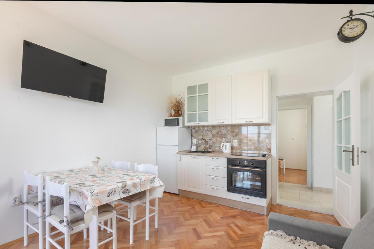 Apartman Ana Boric Podgora Exterior foto